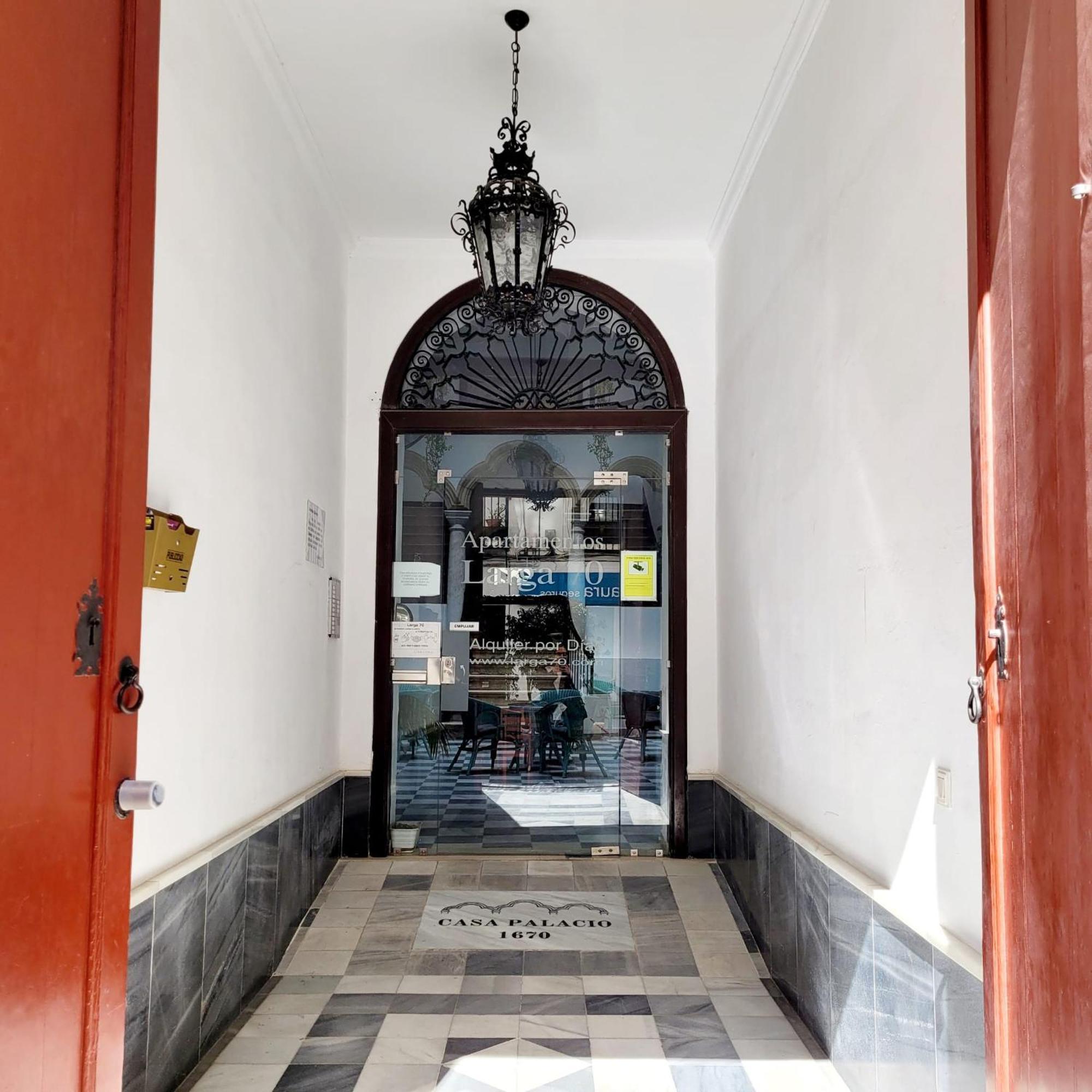 Apartamentos Larga 70 El Puerto de Santa Maria Exterior photo